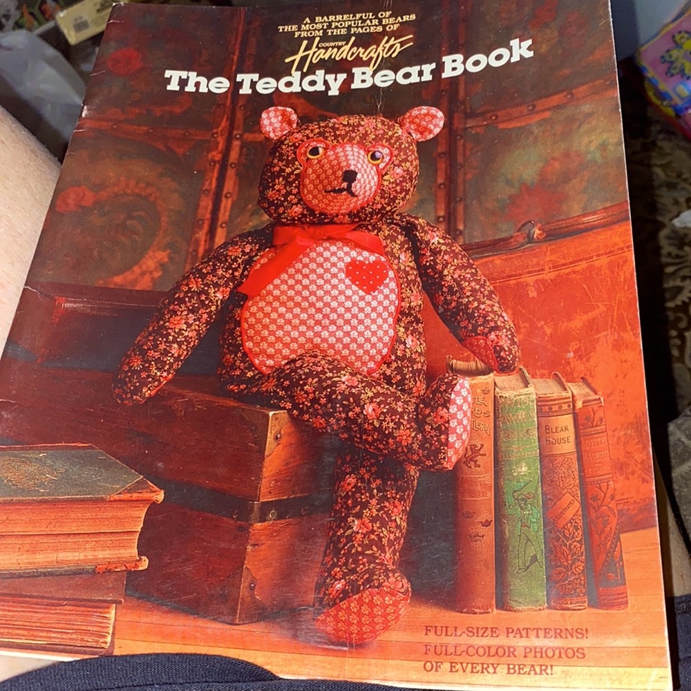 The Teddy Bear Book - Red and Brown